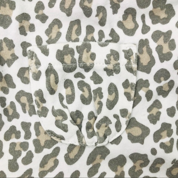 Carter’s Leopard Print Romper - Picture 4 of 7